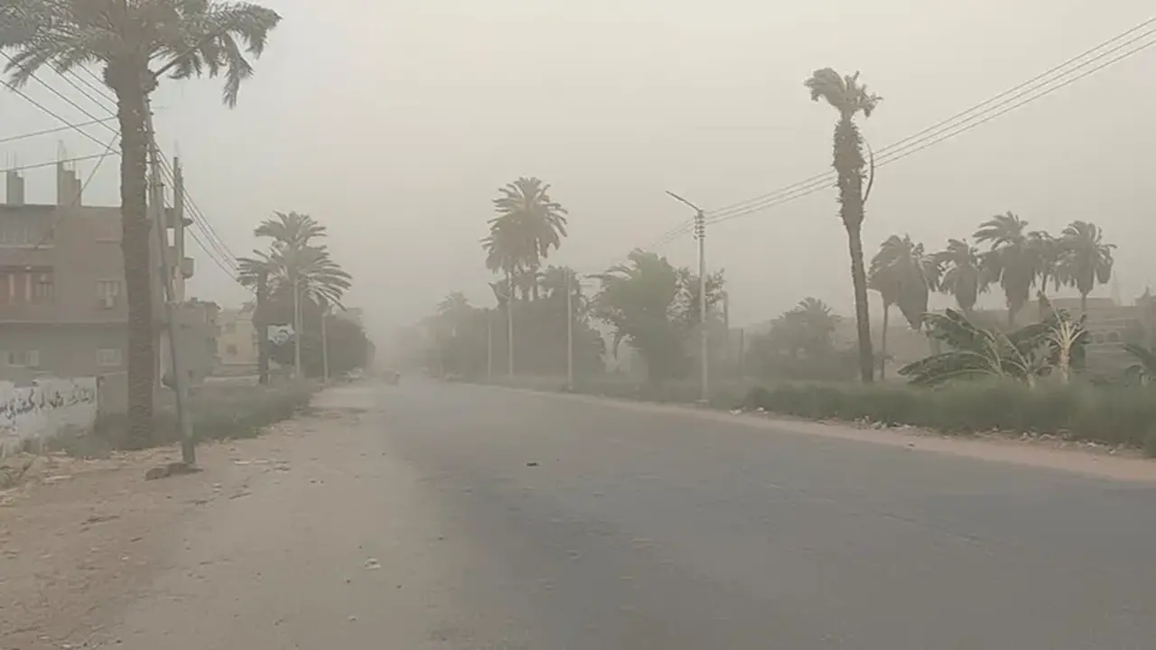 رفع حالة الاستعداد في سوهاج لمواجهة العاصفة الترابية والغيوم الكثيفة التي تجتاح المحافظة